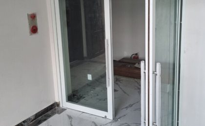 Báo giá cửa kính chống cháy EI30, E60 và EI60 mới nhất 2026