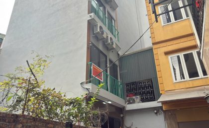 Lắp cửa composite HaruHome nhà số 30C, ngõ 73 Hoàng Ngân, Thanh Xuân, Hà Nội