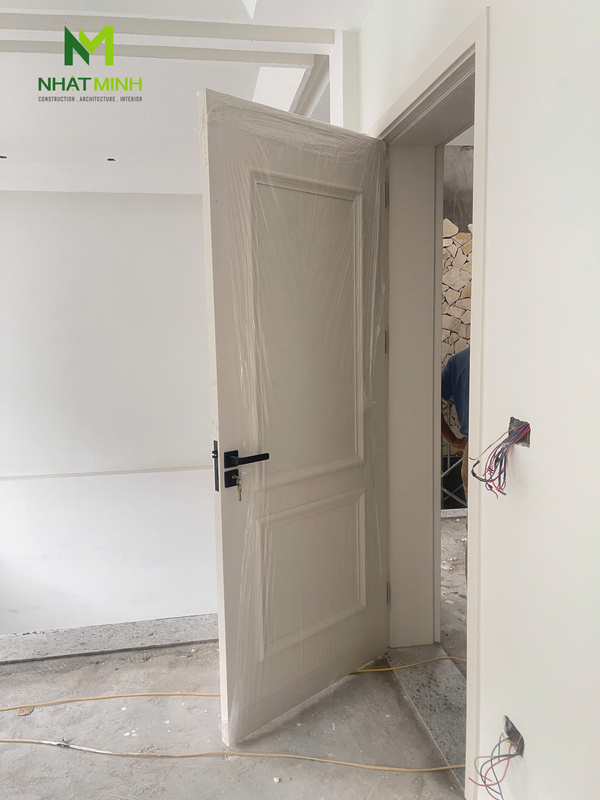Lắp cửa thép vân gỗ Galaxy & cửa composite HaruHome cho biệt thự Kim Giang, Hà Nội