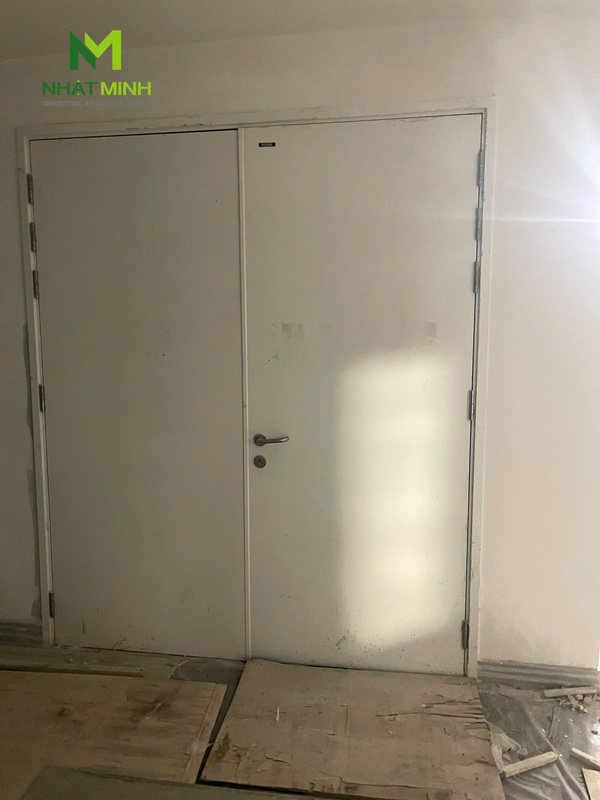 Lắp cửa thép chống cháy EI60 Galaxy tòa nhà Trần Nguyên Hãn Complex