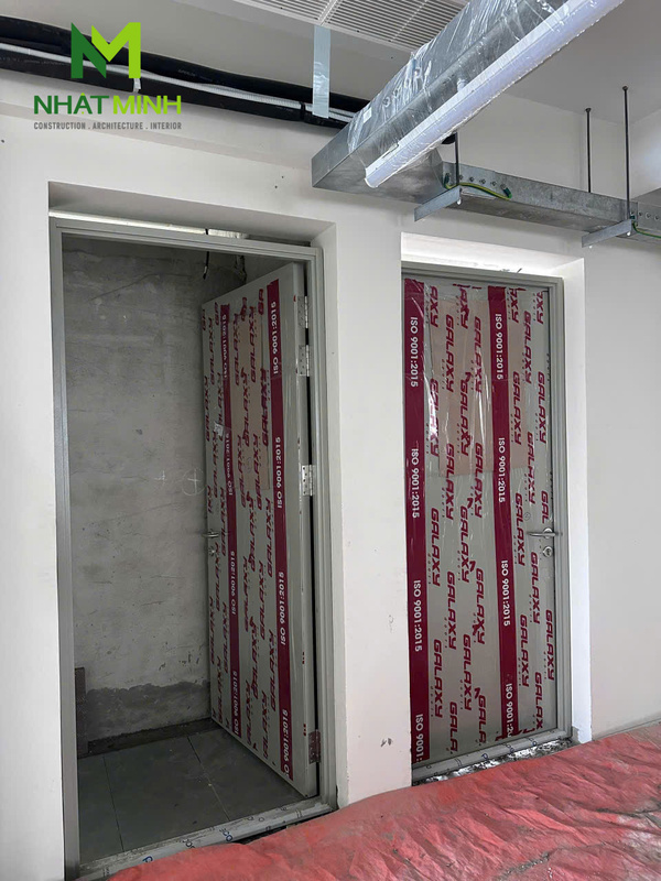Lắp cửa thép chống cháy EI120 Galaxy cho Kho dầu khí hóa lỏng