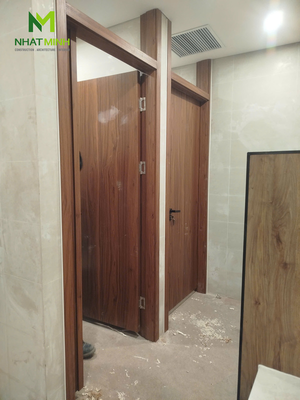 Lắp cửa nhựa composite HaruHome và cửa thép vân gỗ Galaxy cho Đồng Chanh Villas (Hòa Bình)