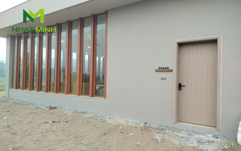Lắp cửa nhựa composite HaruHome và cửa thép vân gỗ Galaxy cho Đồng Chanh Villas (Hòa Bình)