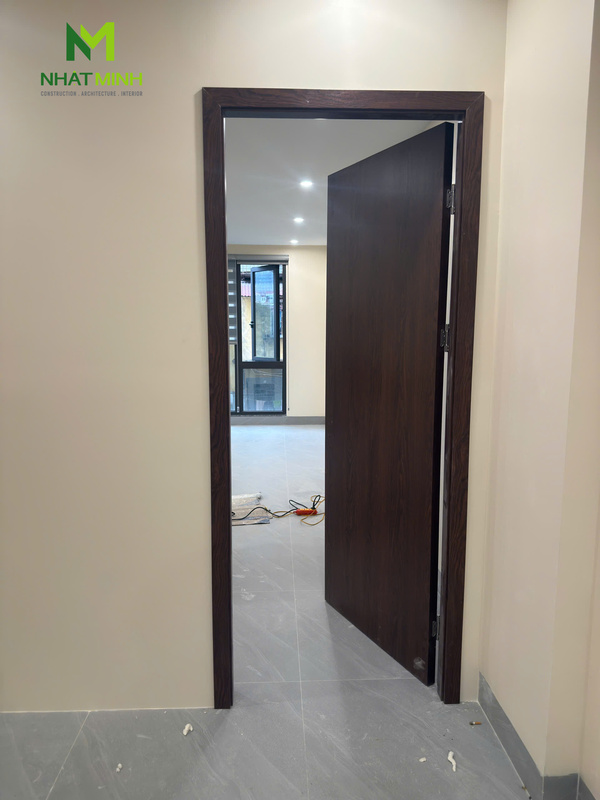 Lắp cửa nhựa composite HaruHome cho công trình 82 Chùa Láng, Hà Nội