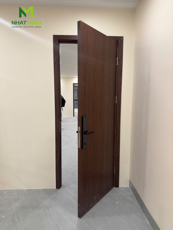Lắp cửa nhựa composite HaruHome cho công trình 82 Chùa Láng, Hà Nội