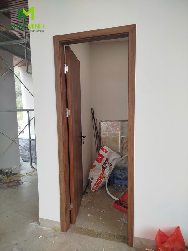 Lắp cửa nhựa composite HaruHome và cửa thép vân gỗ Galaxy cho Đồng Chanh Villas (Hòa Bình)