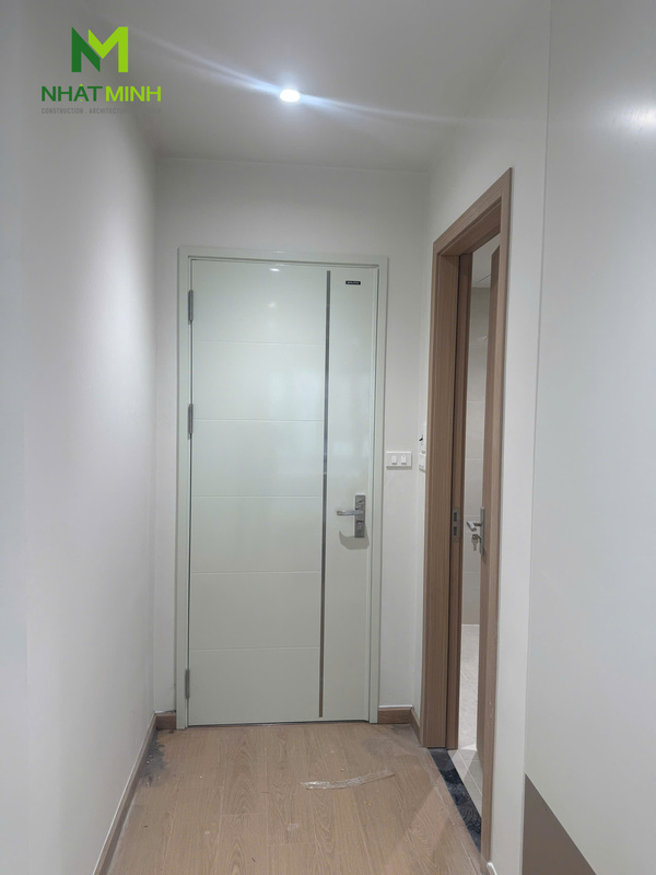 Lắp cửa thép an toàn cho nhà phố tại Trung Kính, Hà Nội