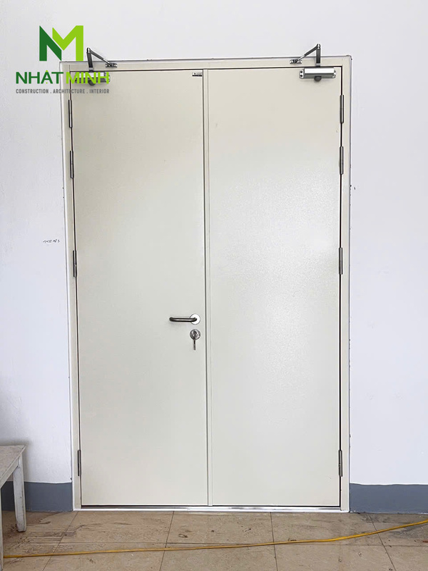 Lắp cửa thép chống cháy EI60 Galaxy cho trường Cao đẳng Lào Cai