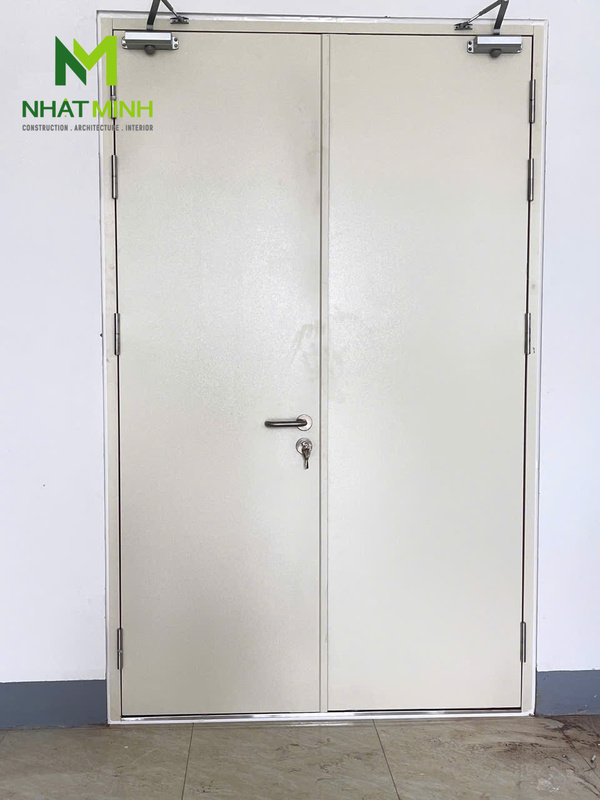 Lắp cửa thép chống cháy EI60 Galaxy cho trường Cao đẳng Lào Cai