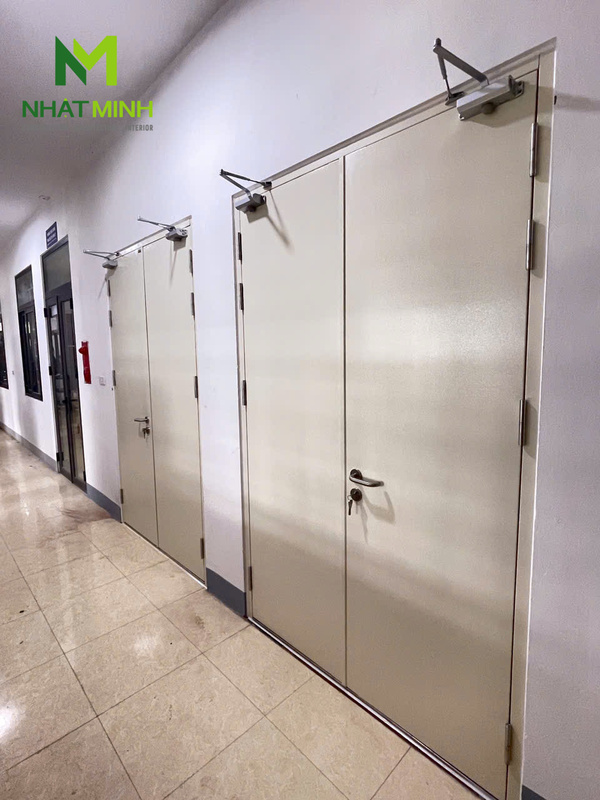 Lắp cửa thép chống cháy EI60 Galaxy cho trường Cao đẳng Lào Cai