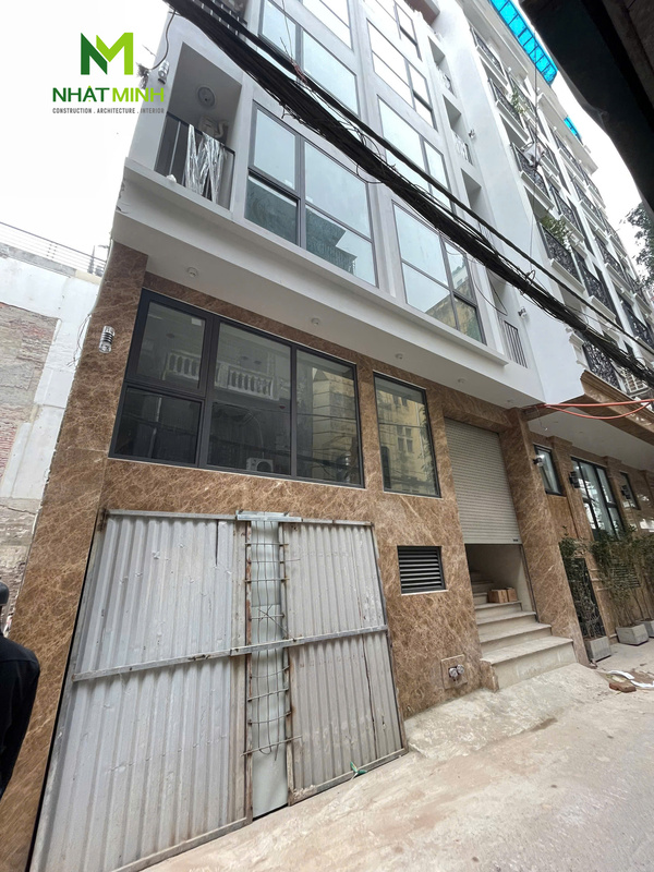 Lắp cửa thép an toàn cho nhà phố tại Hoàng Quốc Việt, Hà Nội