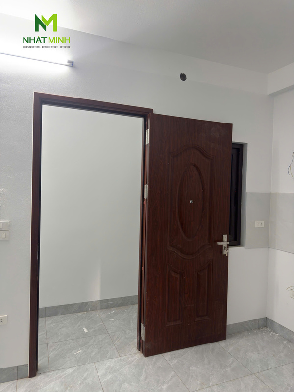 Lắp cửa thép vân gỗ, cửa thép chống cháy chung cư ngõ 89 Lê Đức Thọ