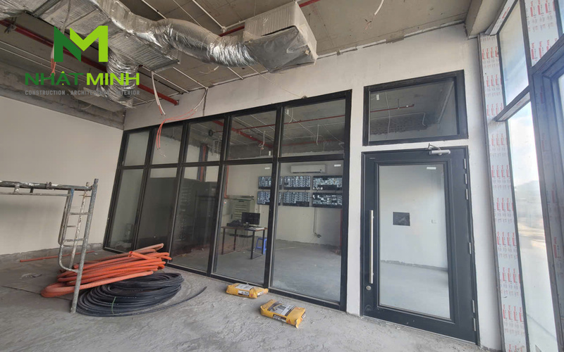 Lắp cửa và vách kính chống cháy EI60 Galaxy cho chung cư Hesco, Hà Nội