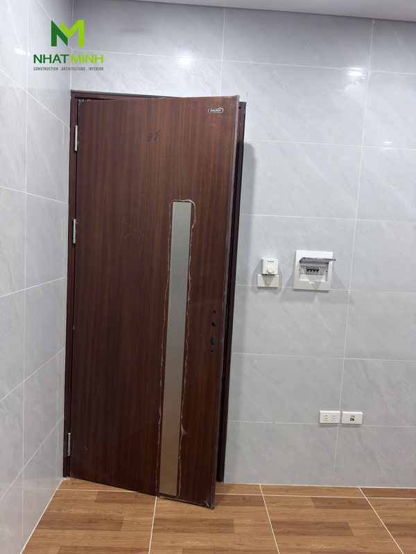 Lắp cửa thép vân gỗ Galaxy cho chung cư mini số 234 đường Mỹ Đình, Hà Nội