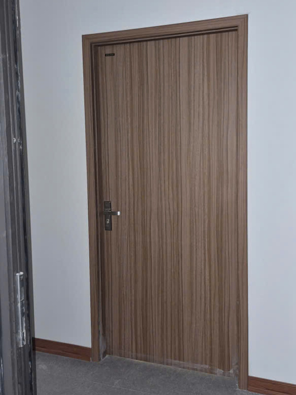 Lắp cửa nhựa composite Galaxy Nhà máy Mitrastar Hưng Yên