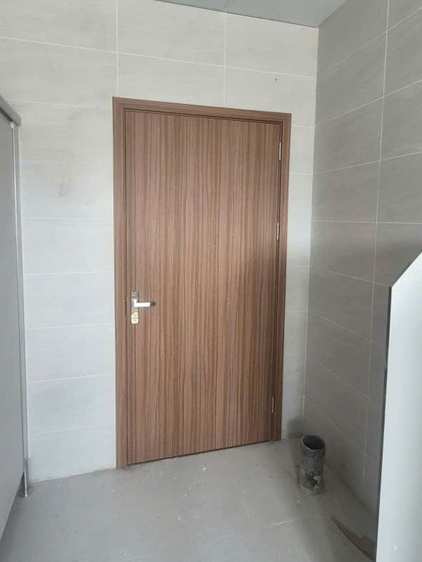 Lắp cửa nhựa composite Galaxy Nhà máy Mitrastar Hưng Yên